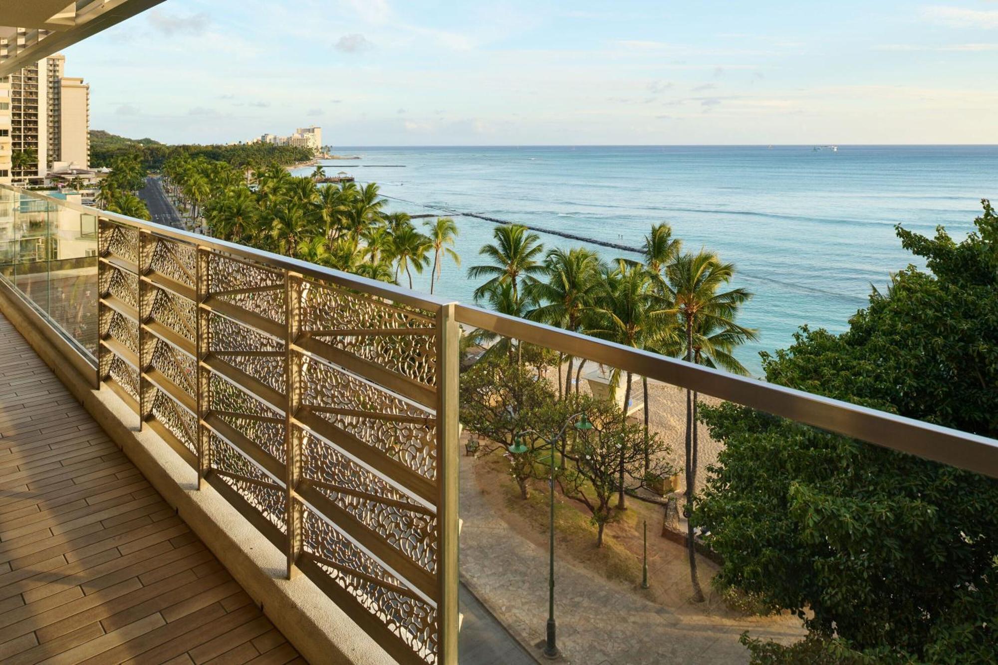 Espacio The Jewel Of Waikiki Honolulu Extérieur photo