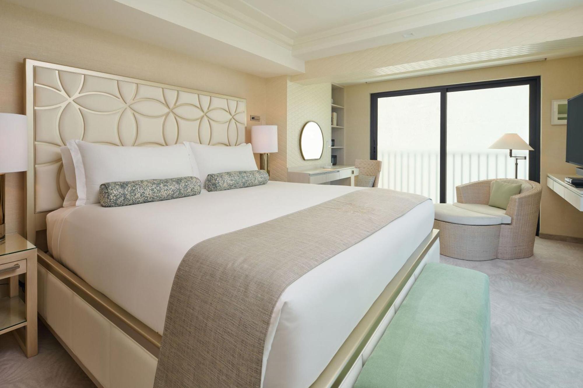Espacio The Jewel Of Waikiki Honolulu Extérieur photo
