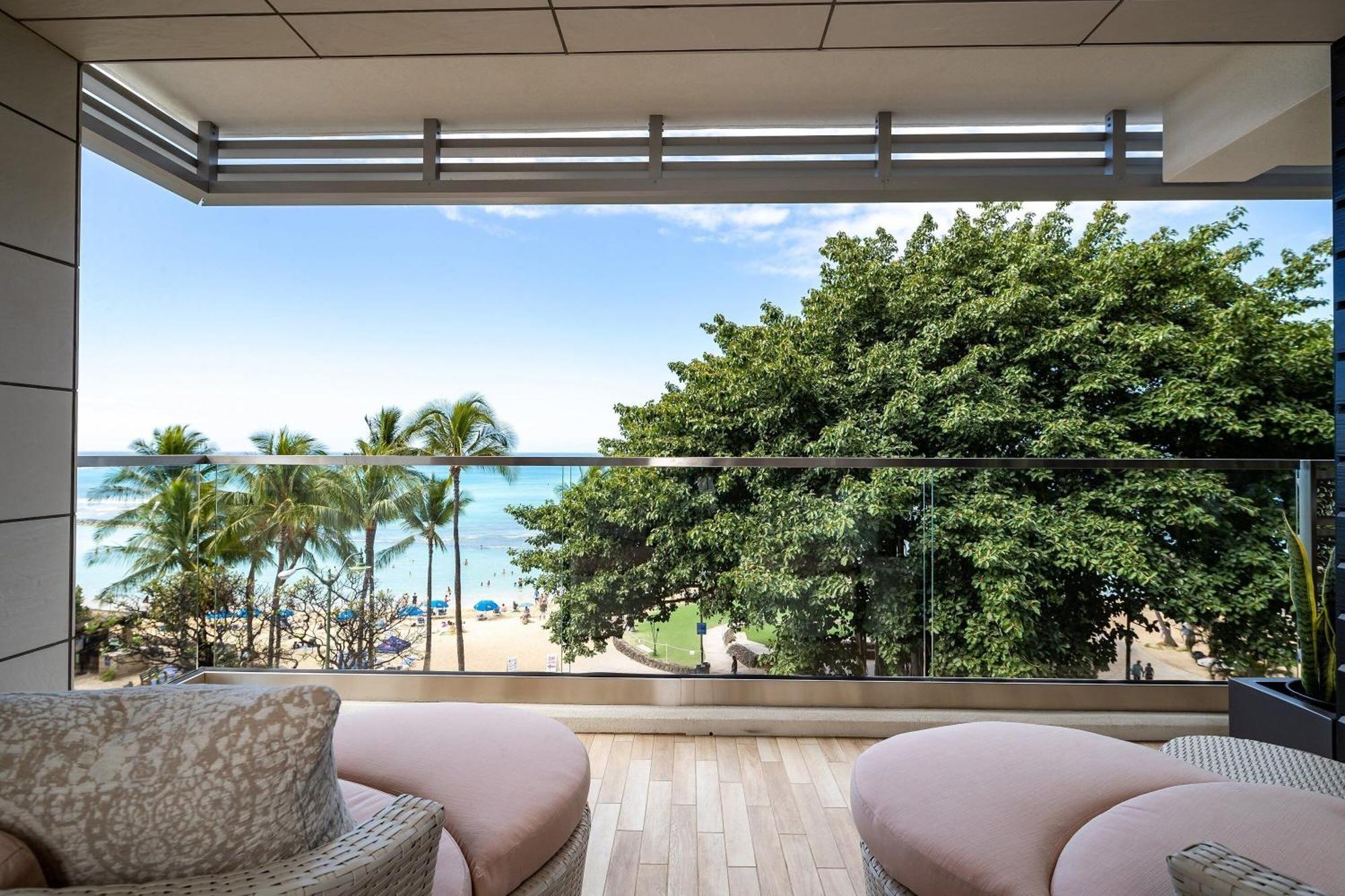 Espacio The Jewel Of Waikiki Honolulu Extérieur photo