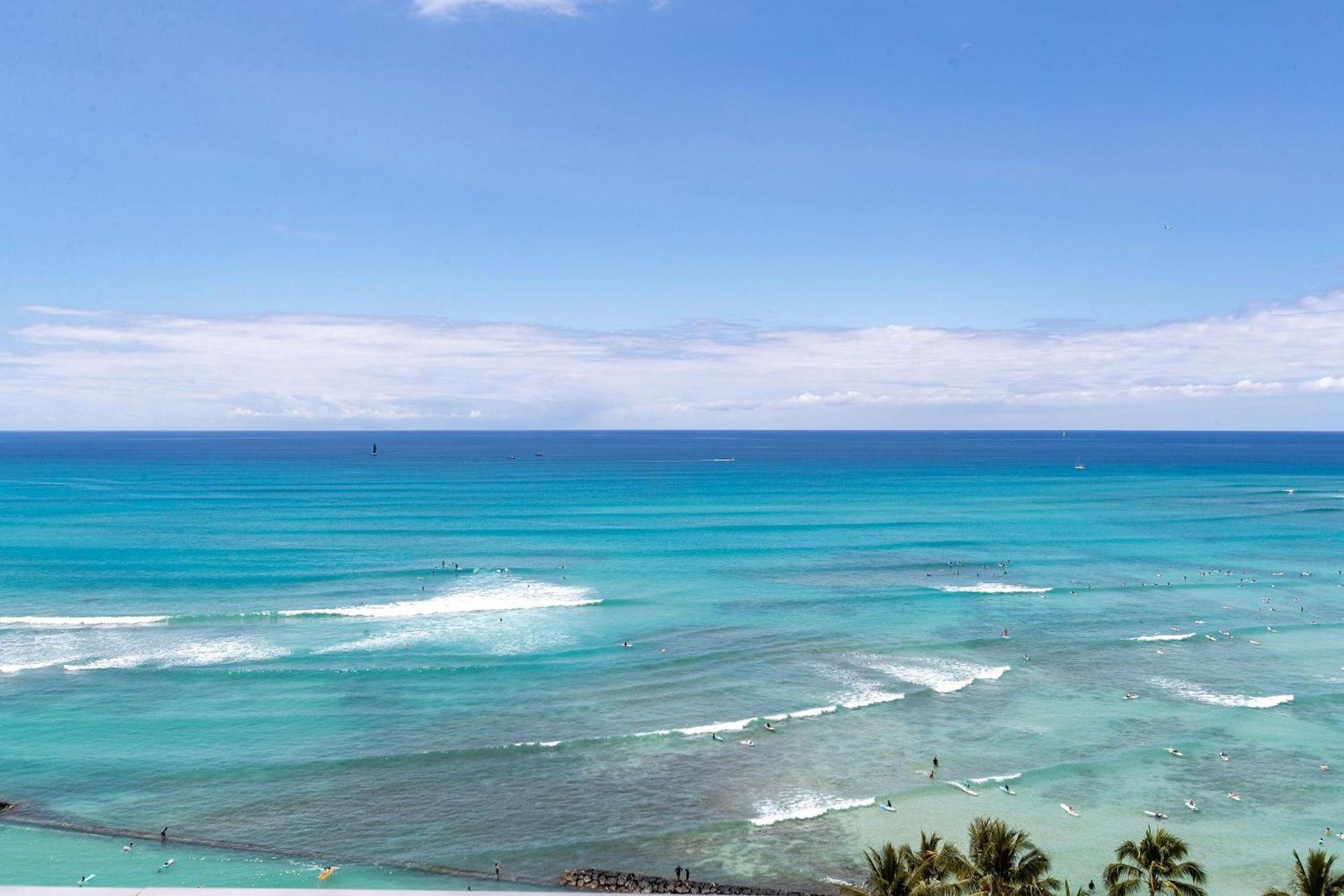 Espacio The Jewel Of Waikiki Honolulu Extérieur photo
