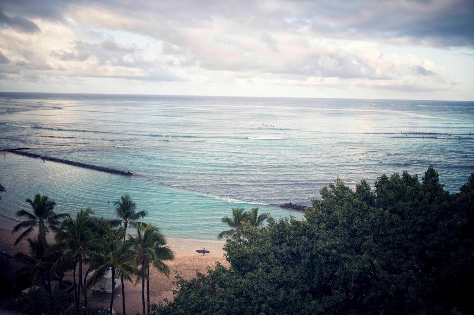 Espacio The Jewel Of Waikiki Honolulu Extérieur photo